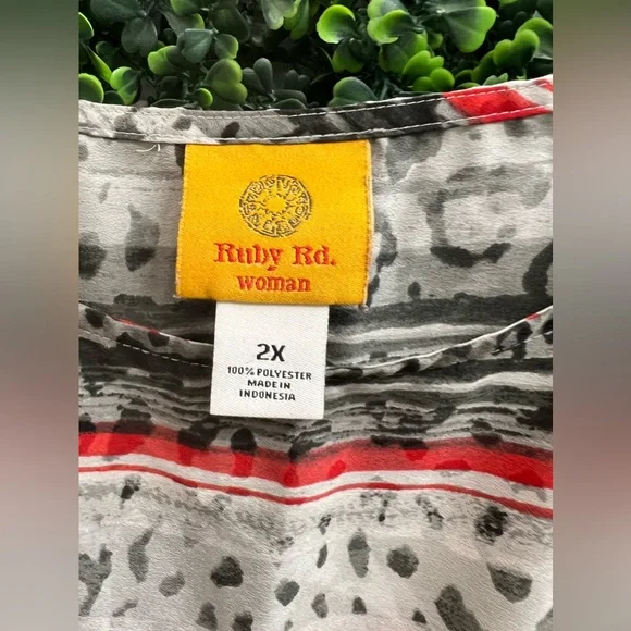 Ruby Rd. Blouse - Picture 3 of 4